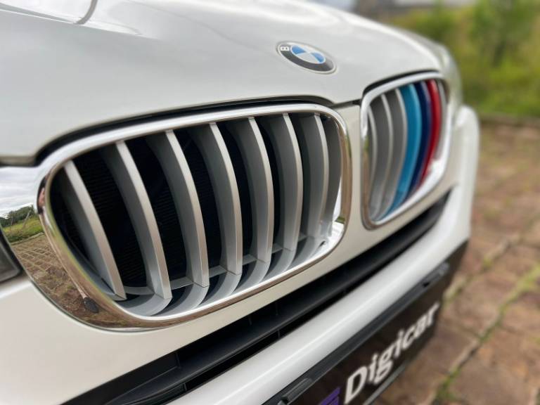 BMW - X4 - 2016/2016 - Branca - R$ 169.800,00